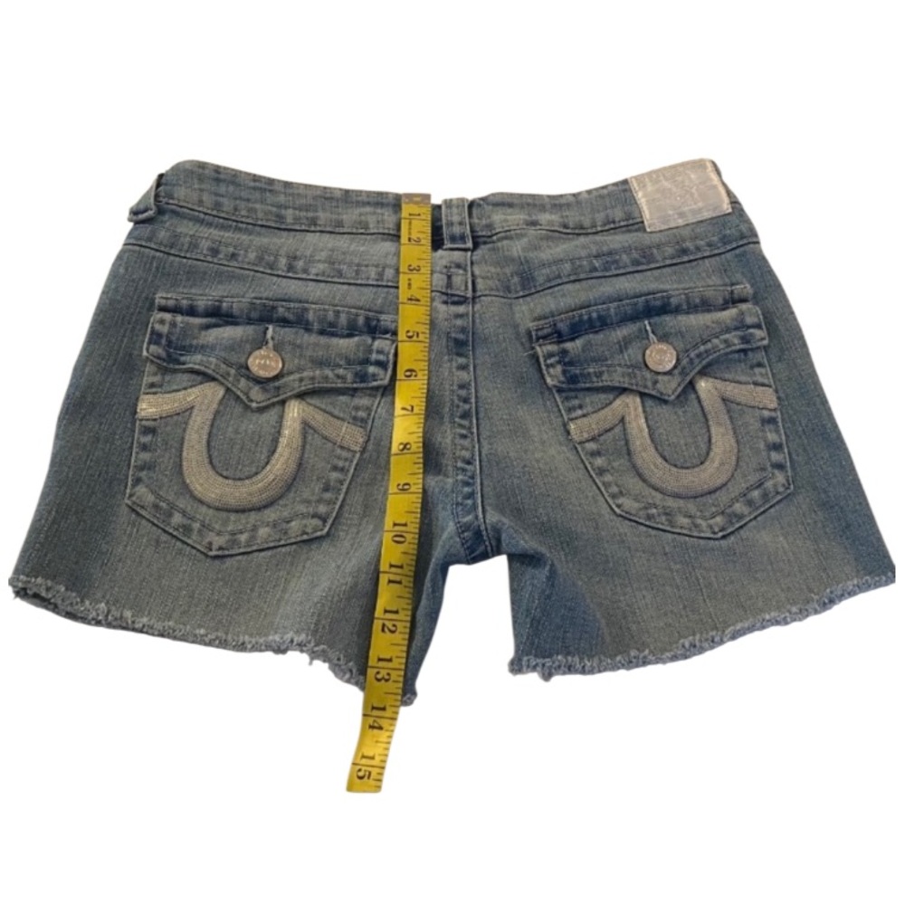 True Religion Pre-owned denim Shorts w Silver Sequin Logo Back Pockets Sz 30